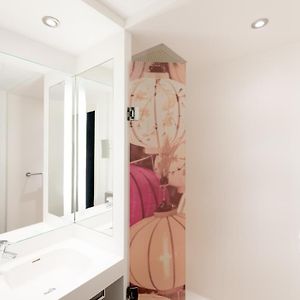 Aanpalende Kamer